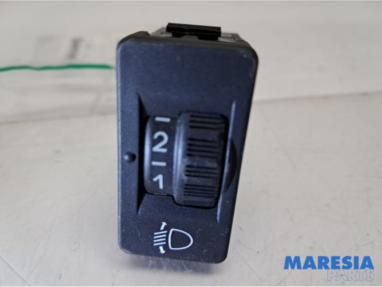 Citroen - Berlingo - AIH headlight switch