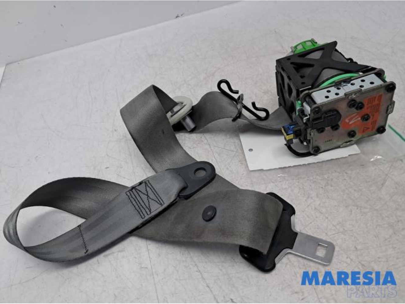 Citroen - Berlingo - Front seatbelt, left