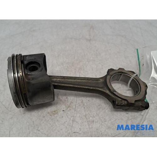 Fiat - Panda - Connecting rod