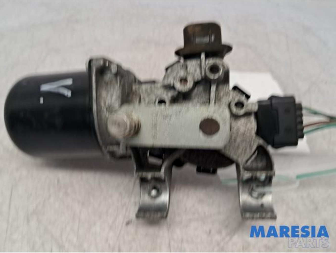 Citroen - C4 Cactus - Front wiper motor