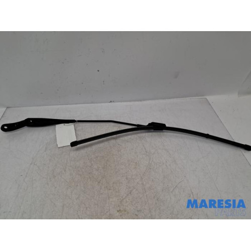 Citroen - Berlingo - Front wiper arm