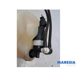 Citroen - Berlingo - Front windscreen washer reservoir