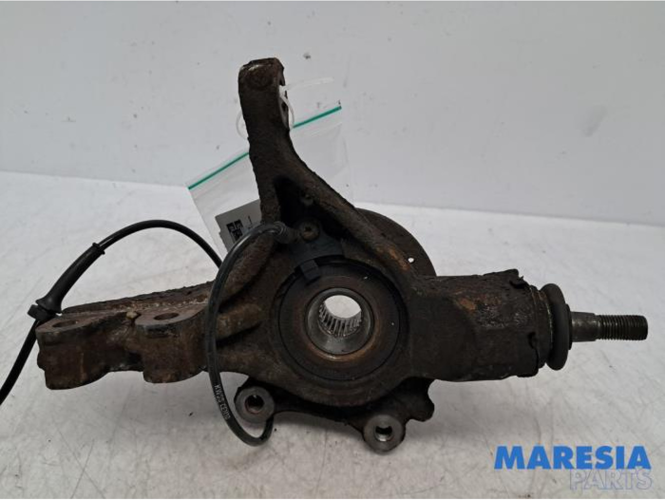 Citroen - Berlingo - Knuckle, front right