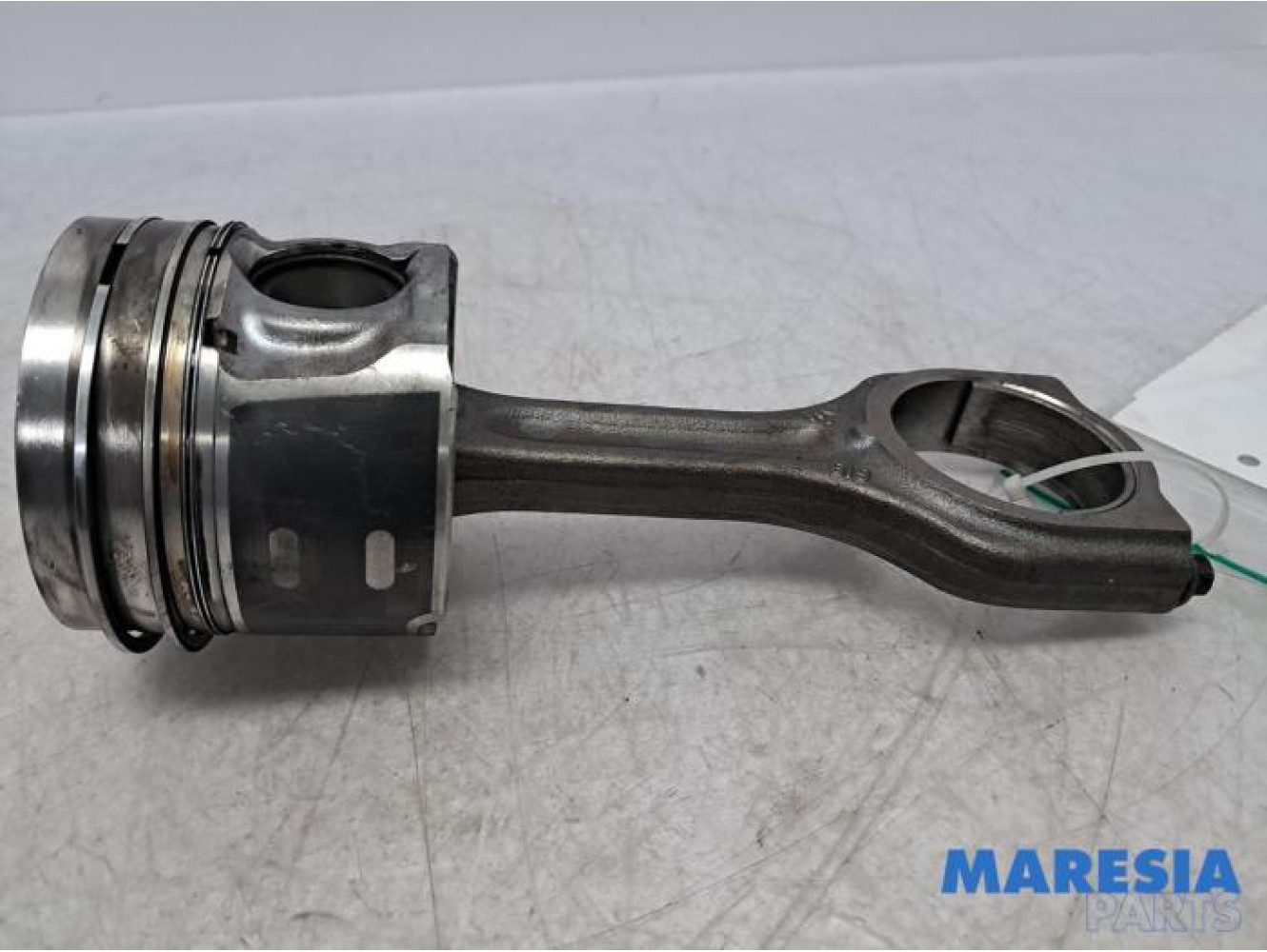Peugeot - 308 - Connecting rod