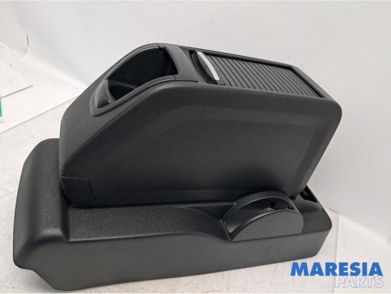 Citroen - Berlingo - Armrest