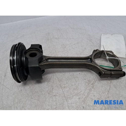 Renault - Master - Connecting rod