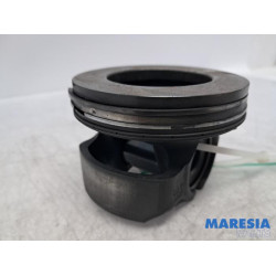 Renault - Master - Piston