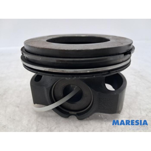 Renault - Master - Piston