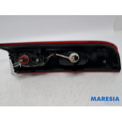 Renault - Trafic - Feu arrière droit