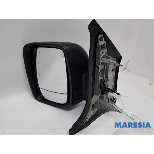 Renault - Trafic - Wing mirror, left