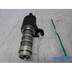 Peugeot - 5008 - Camshaft adjuster