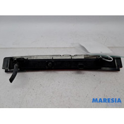 Renault - Clio - Third brake light