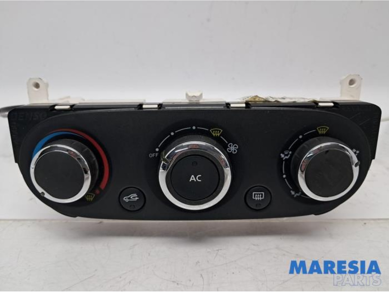 Renault - Clio - Heater control panel