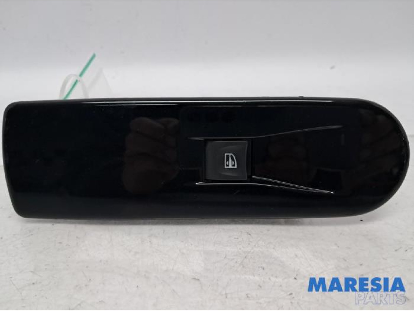 Renault - Clio - Electric window switch