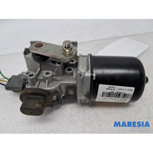 Renault - Clio - Front wiper motor