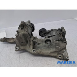 Citroen - Jumpy - Dynamostütze oben