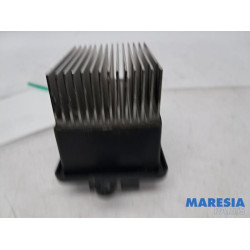Renault - Clio - Heater resistor