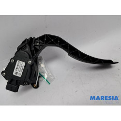 Renault - Clio - Accelerator pedal