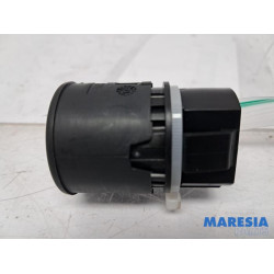 Renault - Clio - Start/stop switch