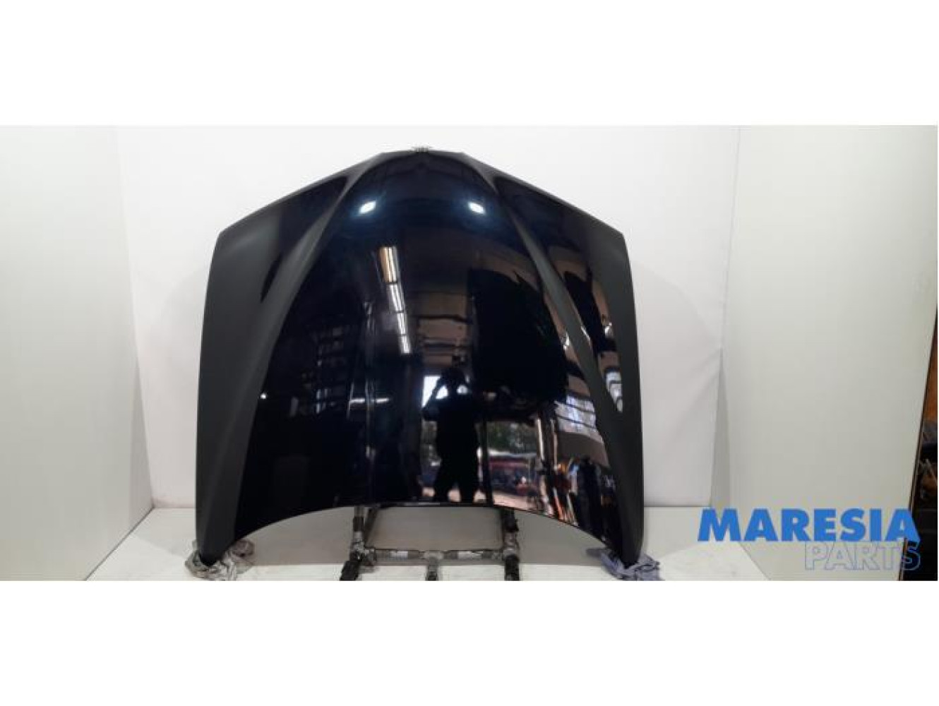 Alfa Romeo - 159 - Bonnet