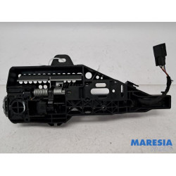 Renault - Clio - Front door handle 4-door, right