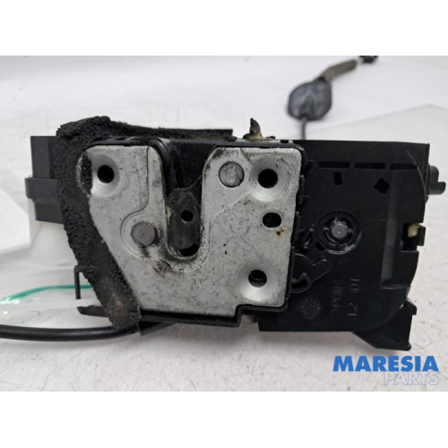 Renault - Clio - Door lock mechanism 4-door, front left