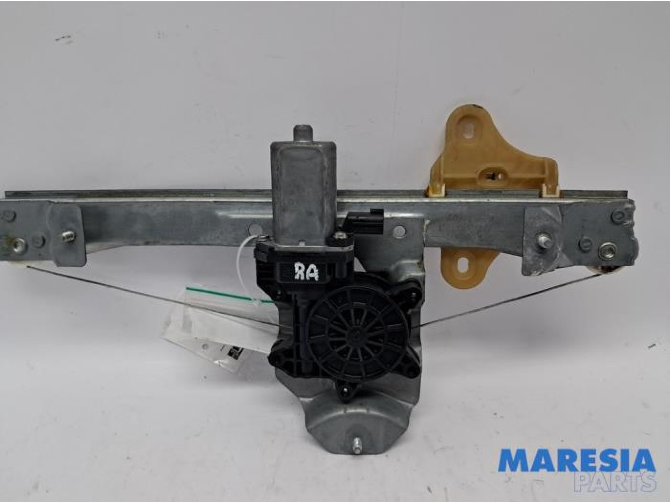 Renault - Clio - Rear door window mechanism 4-door, right