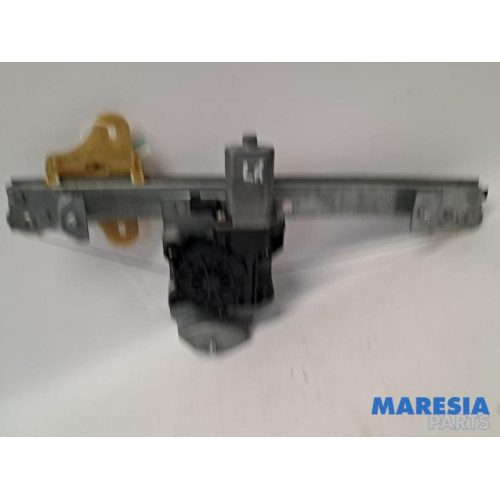 Renault - Clio - Rear door window mechanism 4-door, left