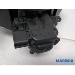 Renault - ZOE - Tank cap cover