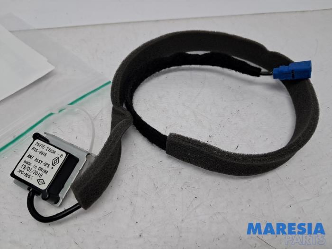Renault - ZOE - GPS Antenne