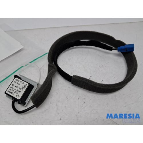 Renault - ZOE - GPS Antenne