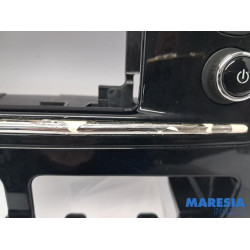 Renault - ZOE - Radio omlijsting