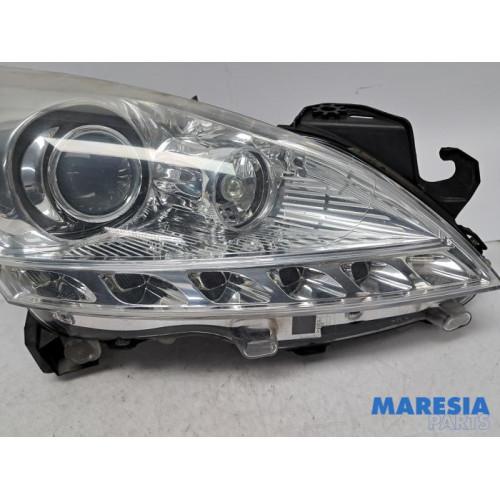 Peugeot - 3008 - Koplamp rechts