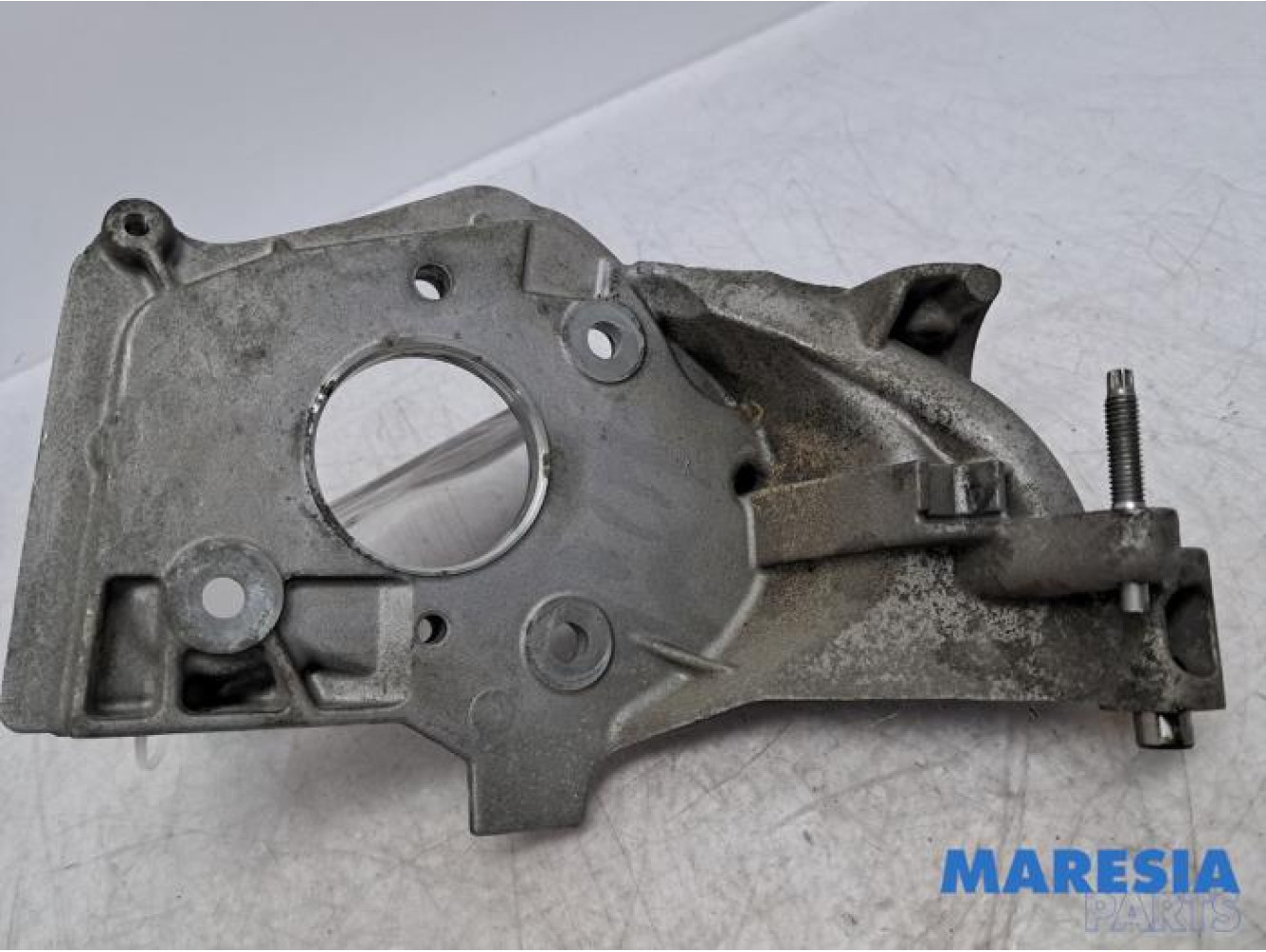 Peugeot - 308 - Support pompe diesel