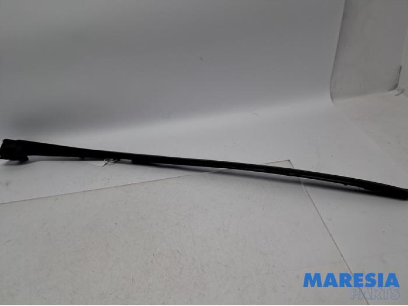 Renault - ZOE - Frontscreen frame