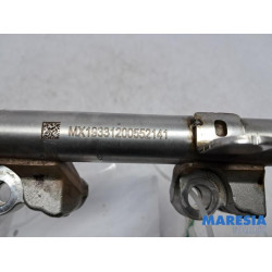 Opel - Astra - Fuel injector nozzle