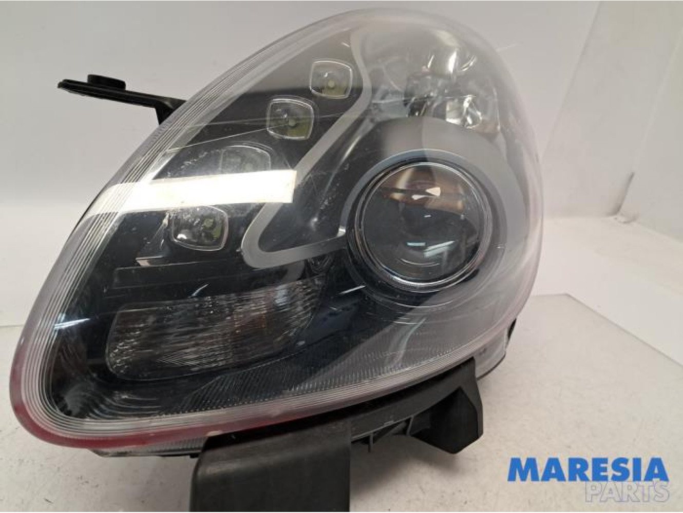 Alfa Romeo - Giulietta - Koplamp links