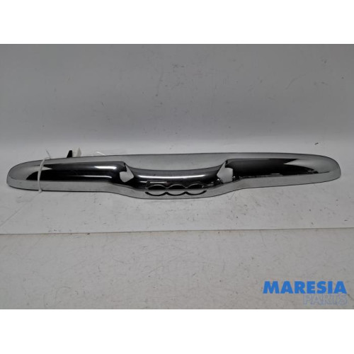 Fiat - 500 - Tailgate handle