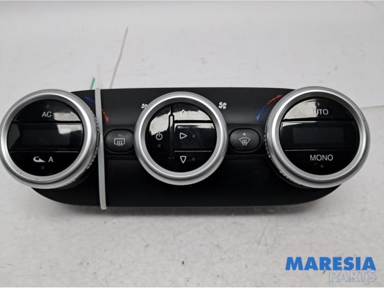 Alfa Romeo - Giulietta - Heater control panel