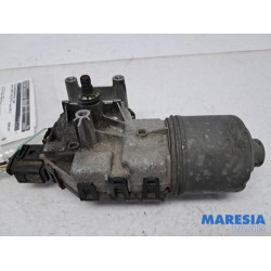 Alfa Romeo - Giulietta - Front wiper motor