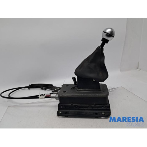 Alfa Romeo - Giulietta - Gear stick