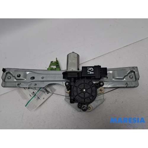Alfa Romeo - Giulietta - Fenstermechanik 4-türig rechts hinten