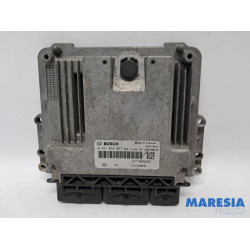 Renault - Trafic - Engine management computer