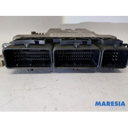 Renault - Trafic - Engine management computer