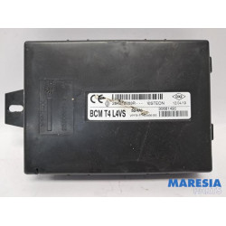 Renault - Trafic - Engine management computer