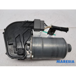 Renault - Trafic - Front wiper motor