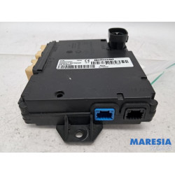 Renault - Trafic - Centrale Deurvergrendelings Module