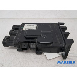 Renault - Trafic - Voltage regulator