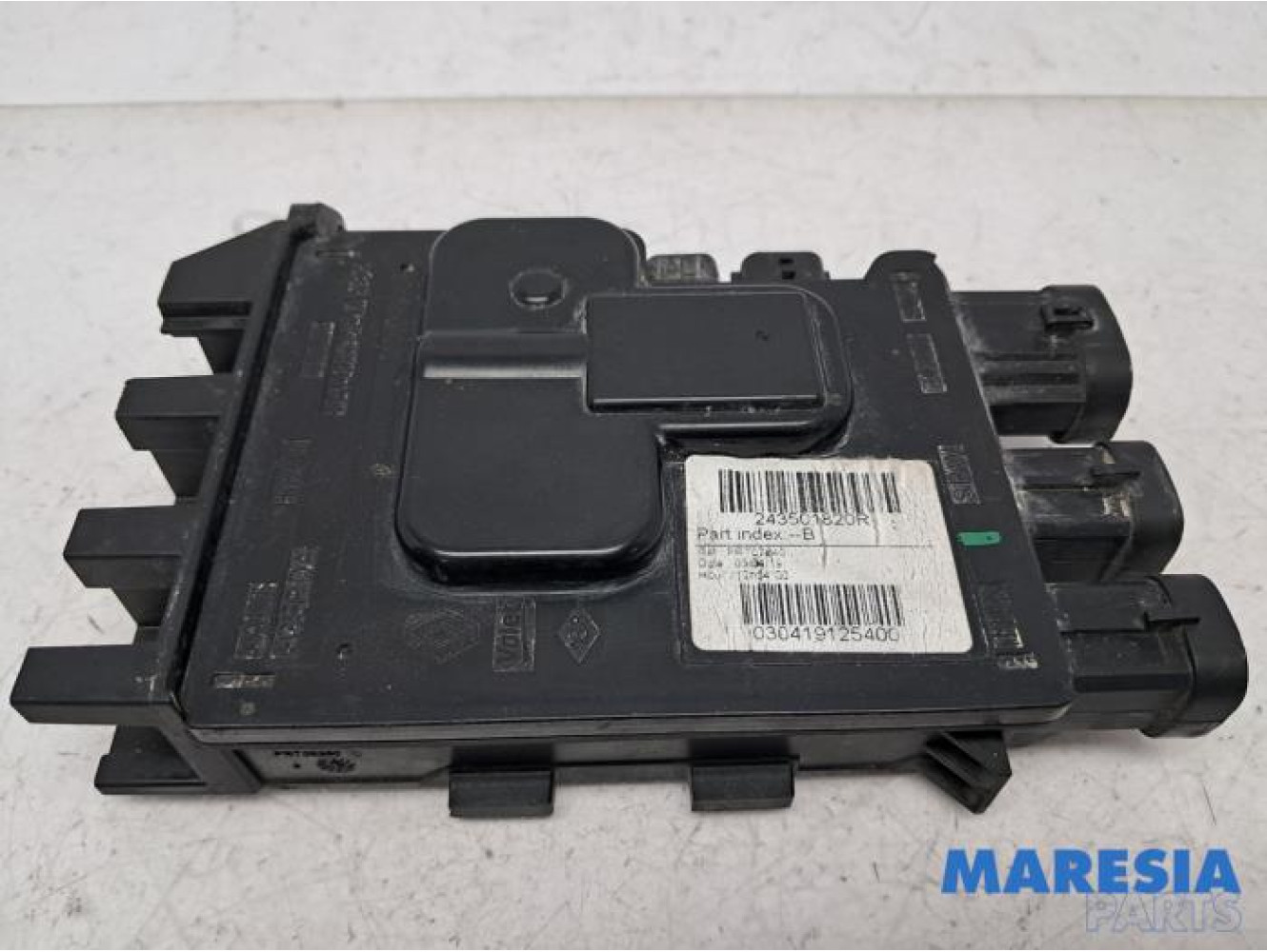 Renault - Trafic - Voltage regulator