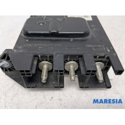 Renault - Trafic - Voltage regulator